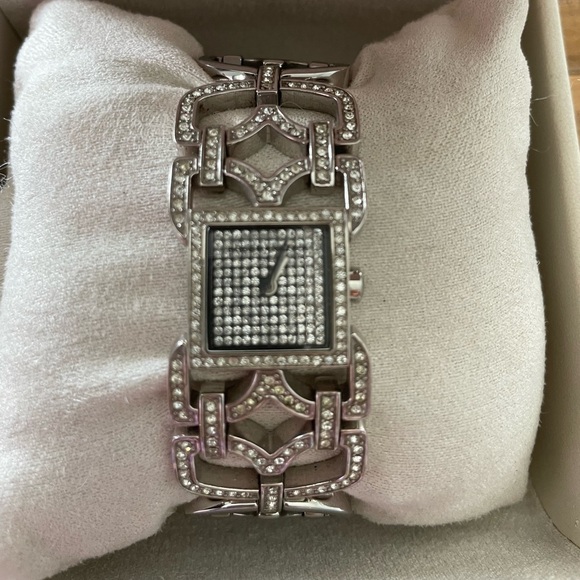 EUC BCBGMAXAZRIA watch - Picture 2 of 7